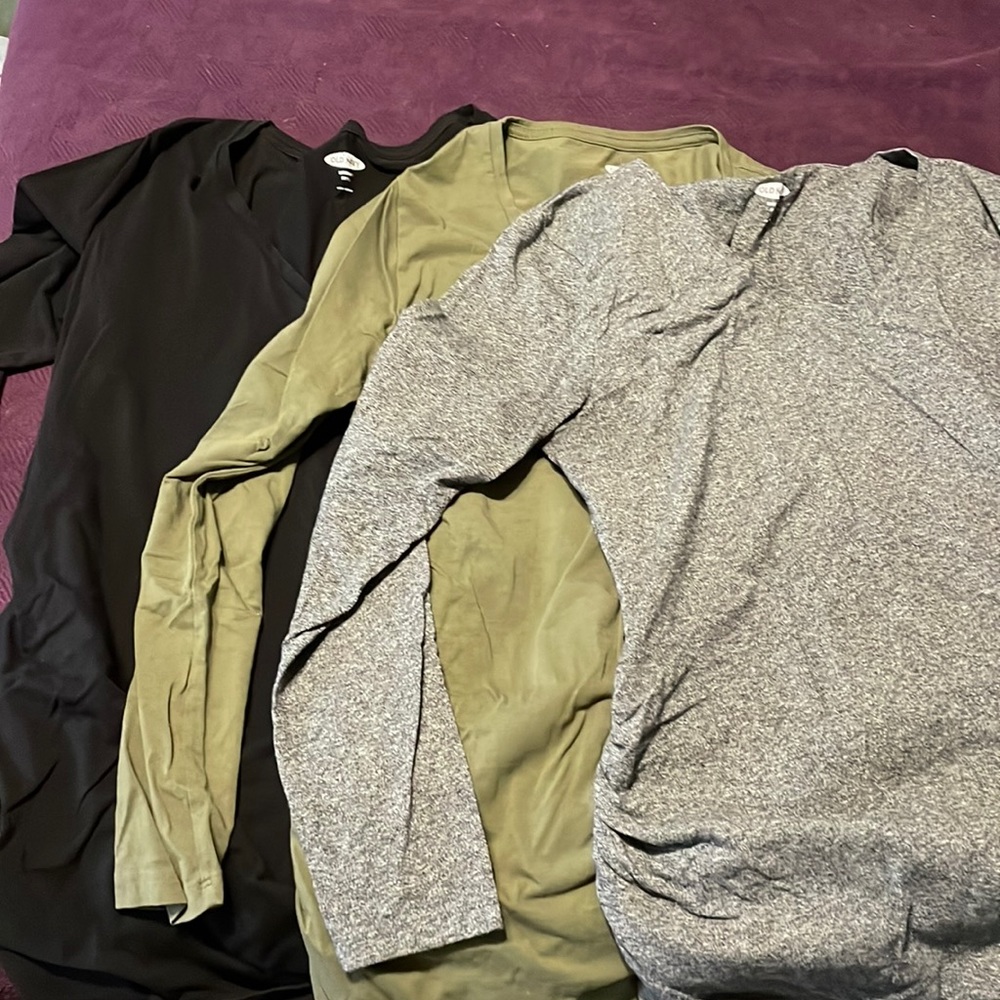 Old Navy maternity shirts